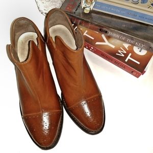 Initial Brown Booties Brogue Pattern Size 6
